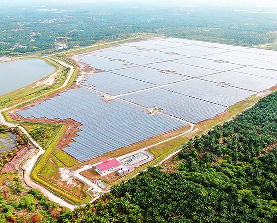 Malaysia pioneers large-scale solar project